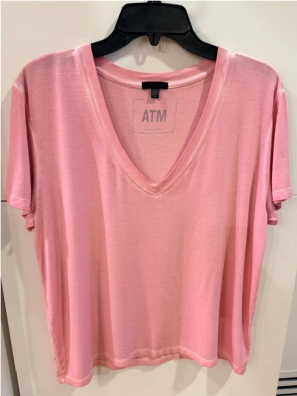 ATM Anthony Thomas Melillo Pink V-Neck Tee Shirt Size Large